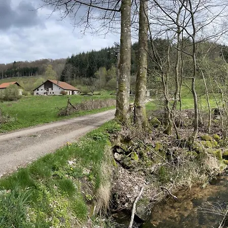 La Hutte Hébergement de vacances