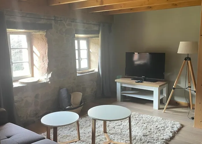 La Hutte Semesterbostad