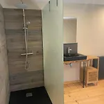 La Hutte 度假居 *