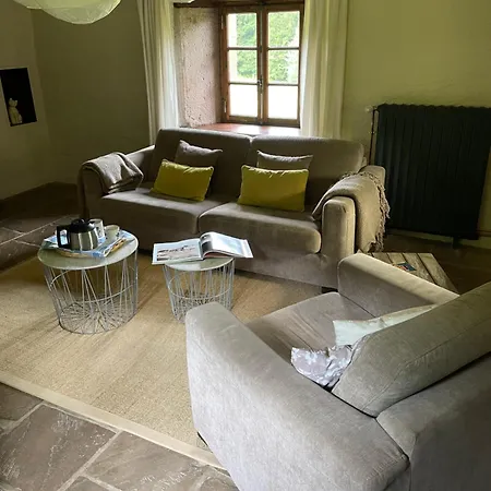 La Hutte Vakantiehuis Tendon