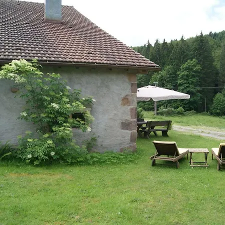 La Hutte Ferienhaus Tendon